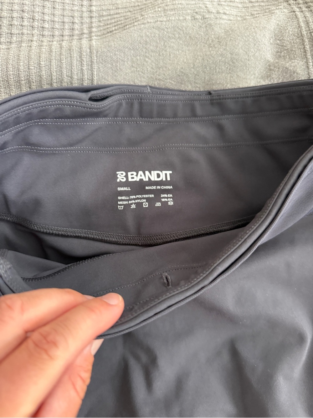 Bandit Running Women’s High-Rise Bike Shorts with Side Pockets - Picture 2 of 4